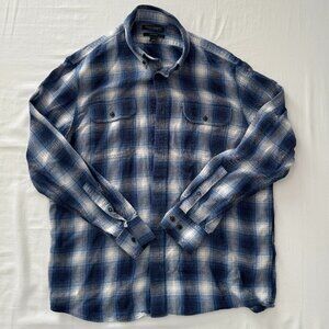 Banana Republic Men's Flannel Shirt Standard Fit Large NEW!!